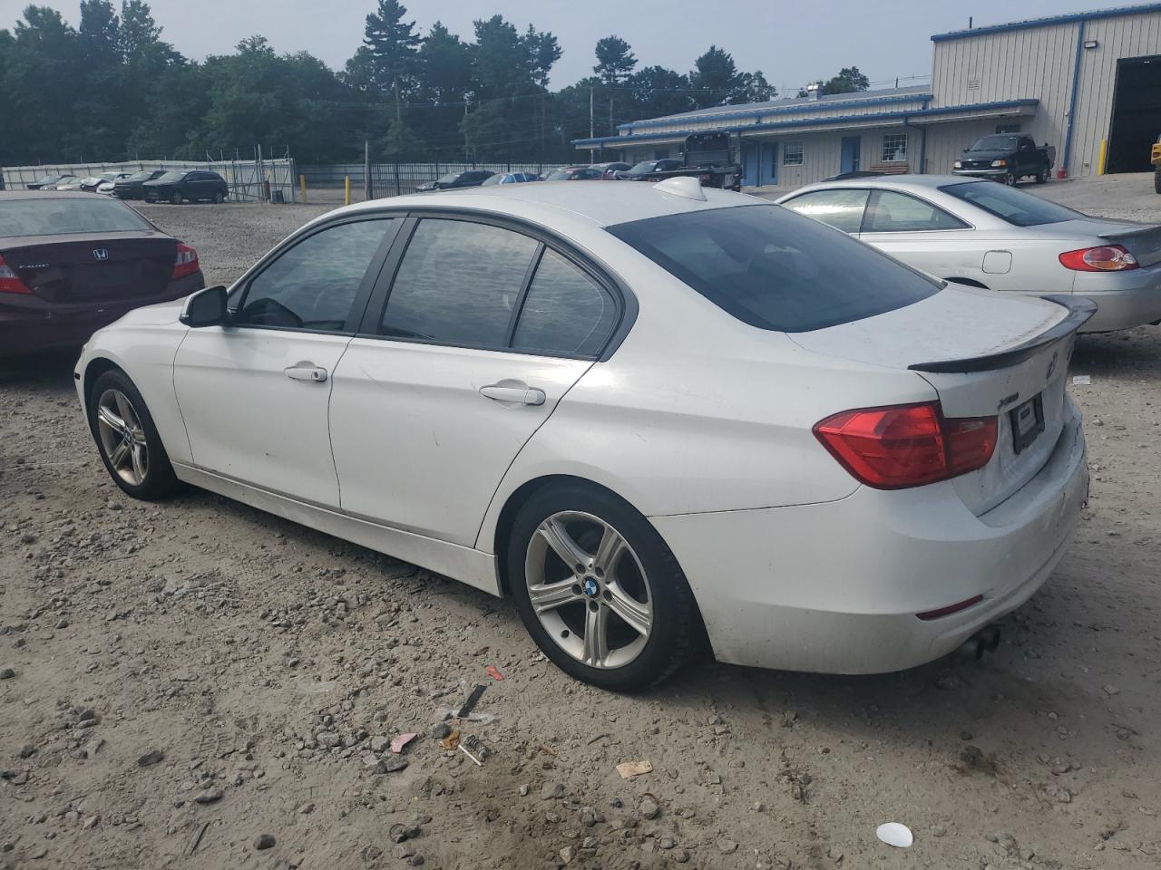 2013 BMW 328 Xi - zdjęcie 2