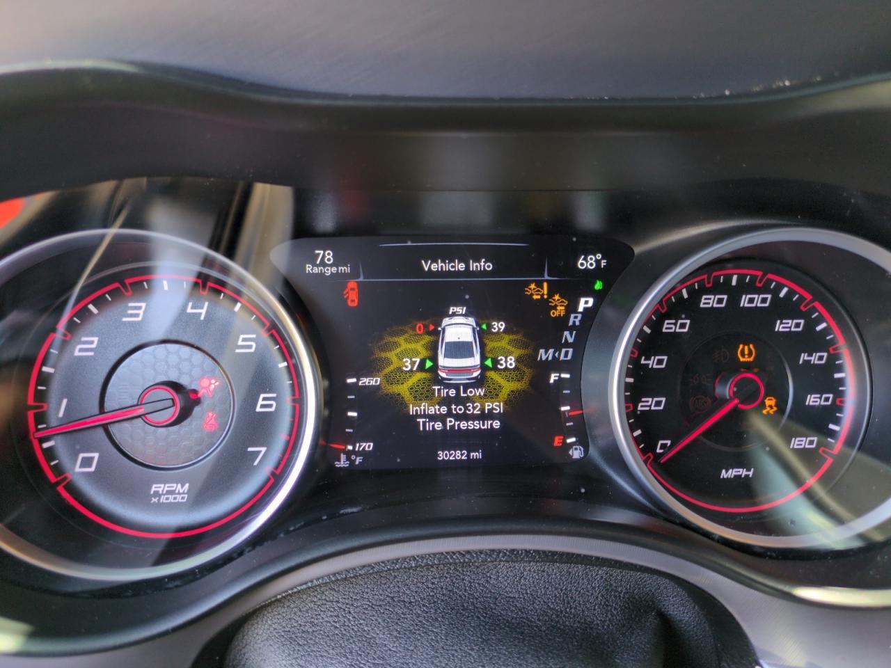 2023 Dodge Charger Scat Pack - zdjęcie 9