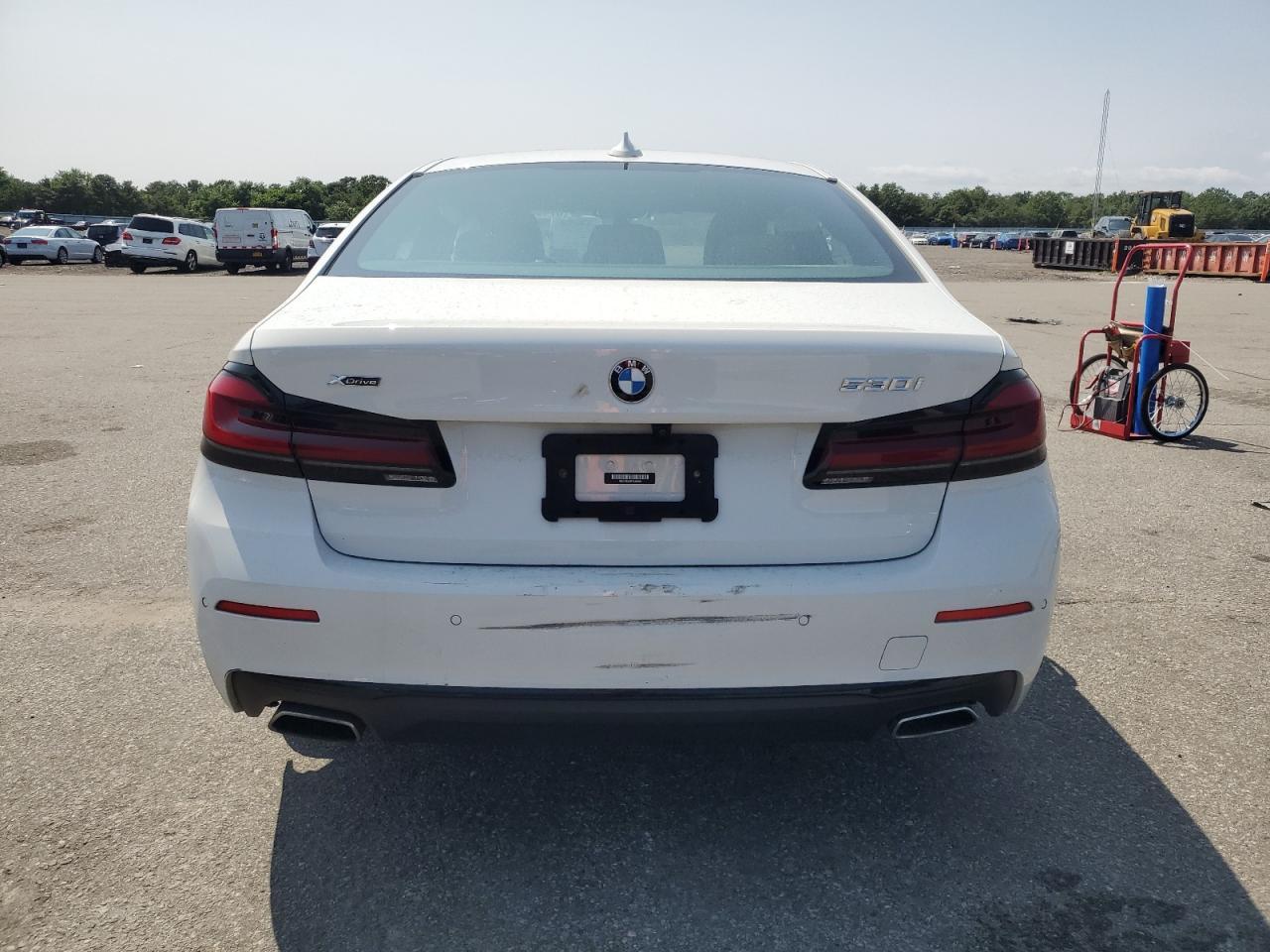 2023 BMW 530 Xi - zdjęcie 6