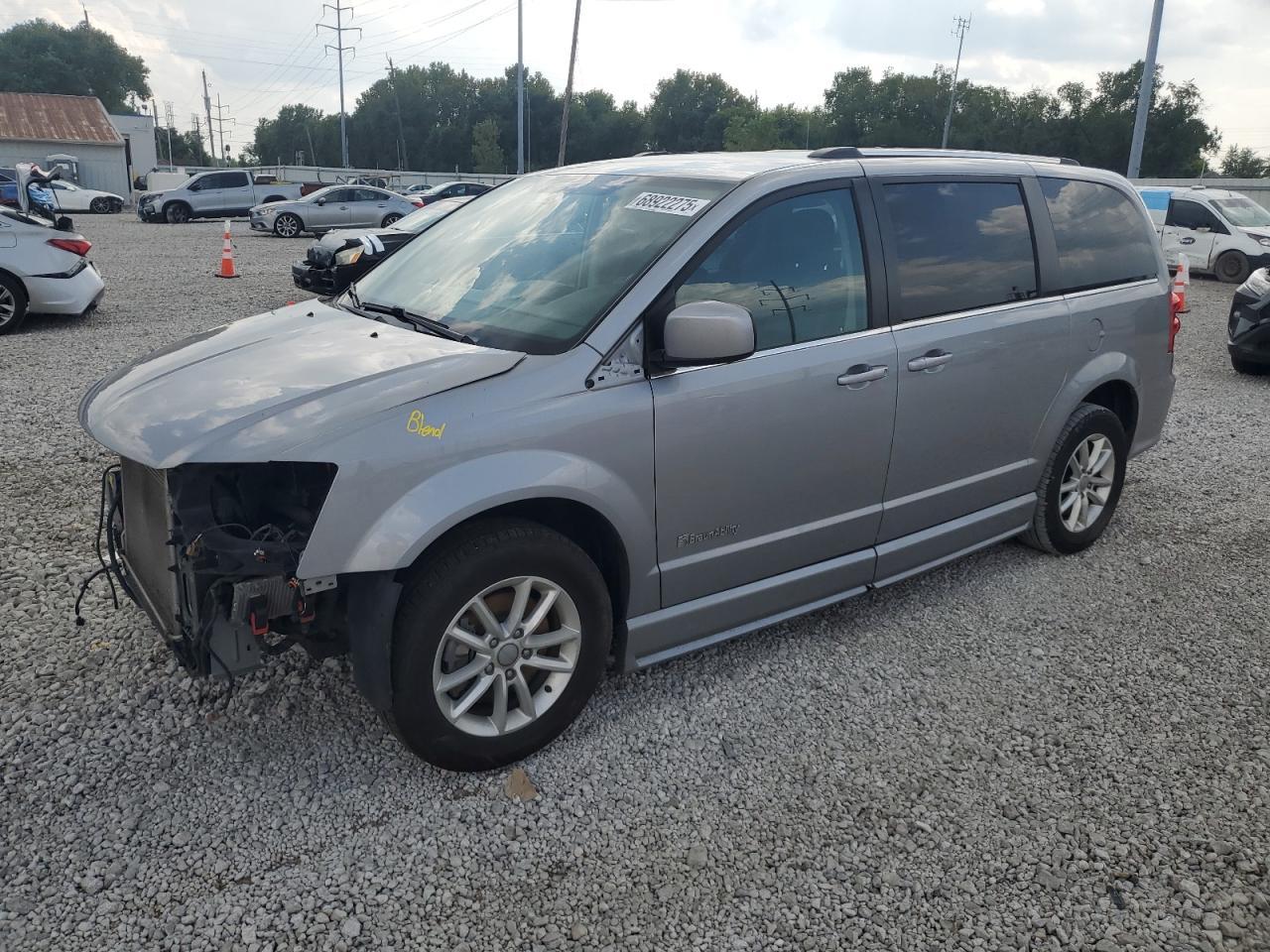 2018 Dodge Grand Caravan Sxt - zdjęcie główne