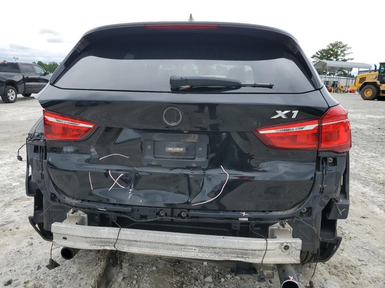 2017 BMW X1 xDrive28I - zdjęcie 6