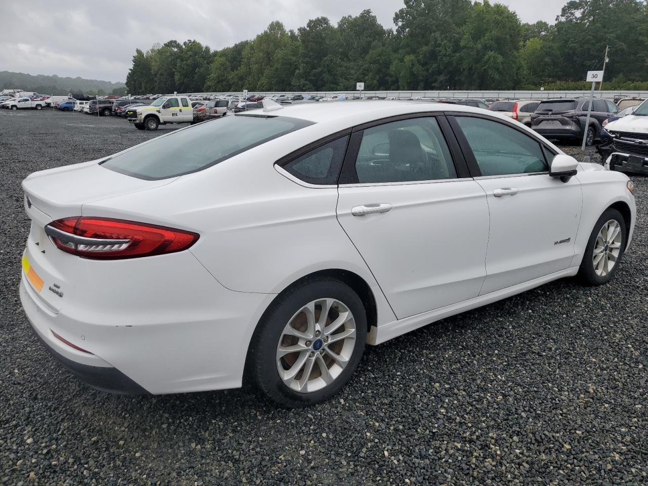 2019 Ford Fusion Se - zdjęcie 3
