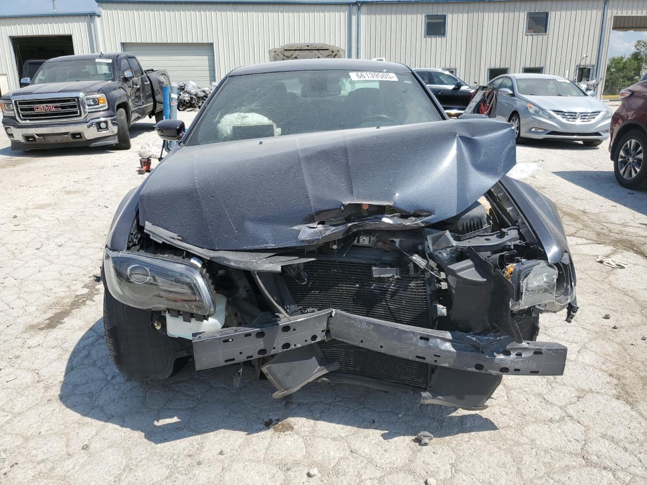 2019 Chrysler 300 S - zdjęcie 5
