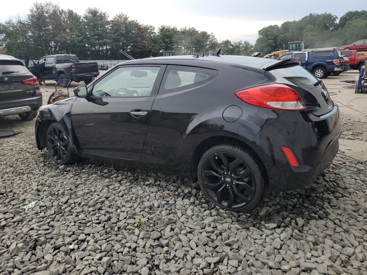 2015 Hyundai Veloster - zdjęcie 2