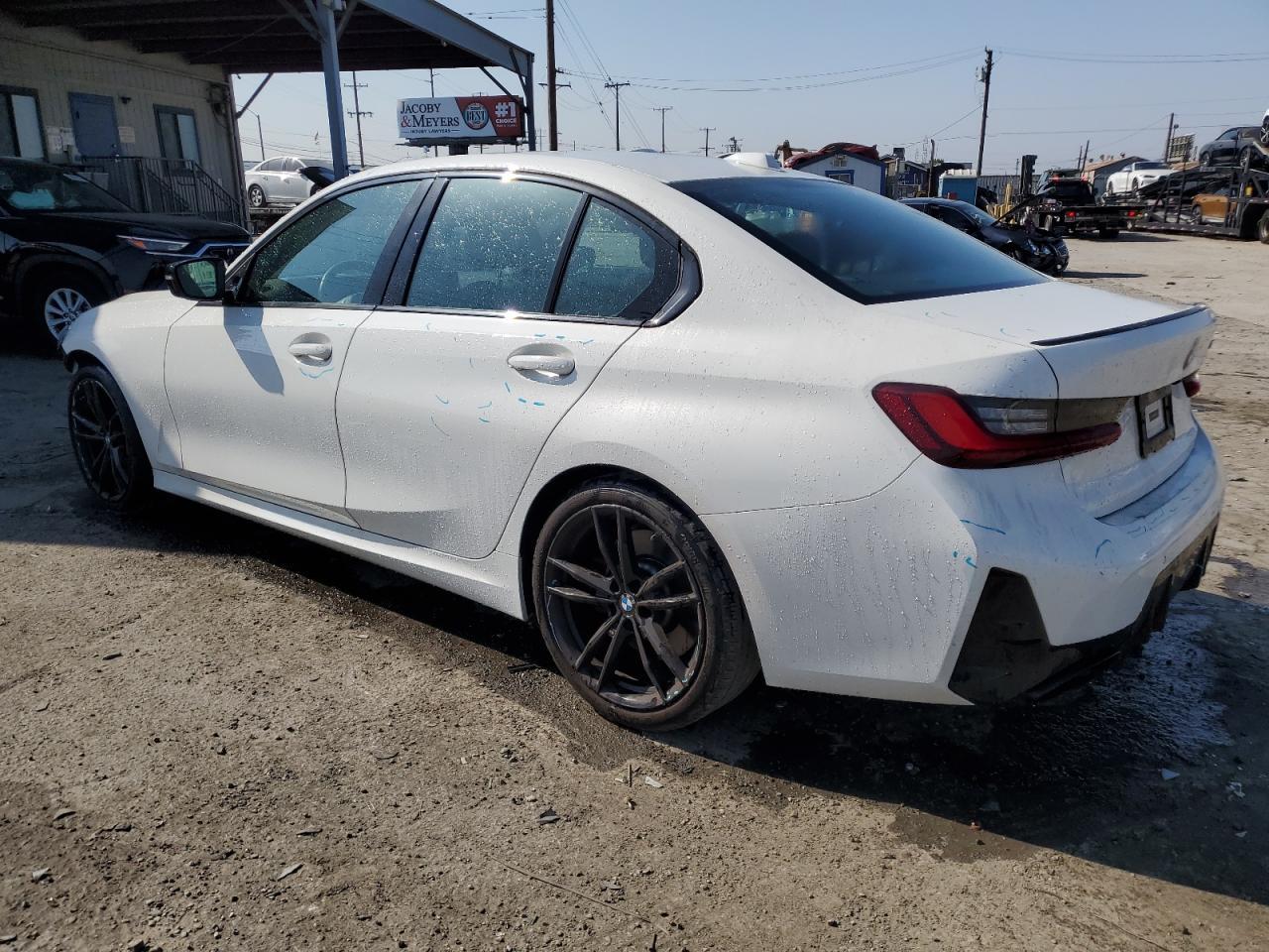 2024 BMW Seria 3 - zdjęcie 2