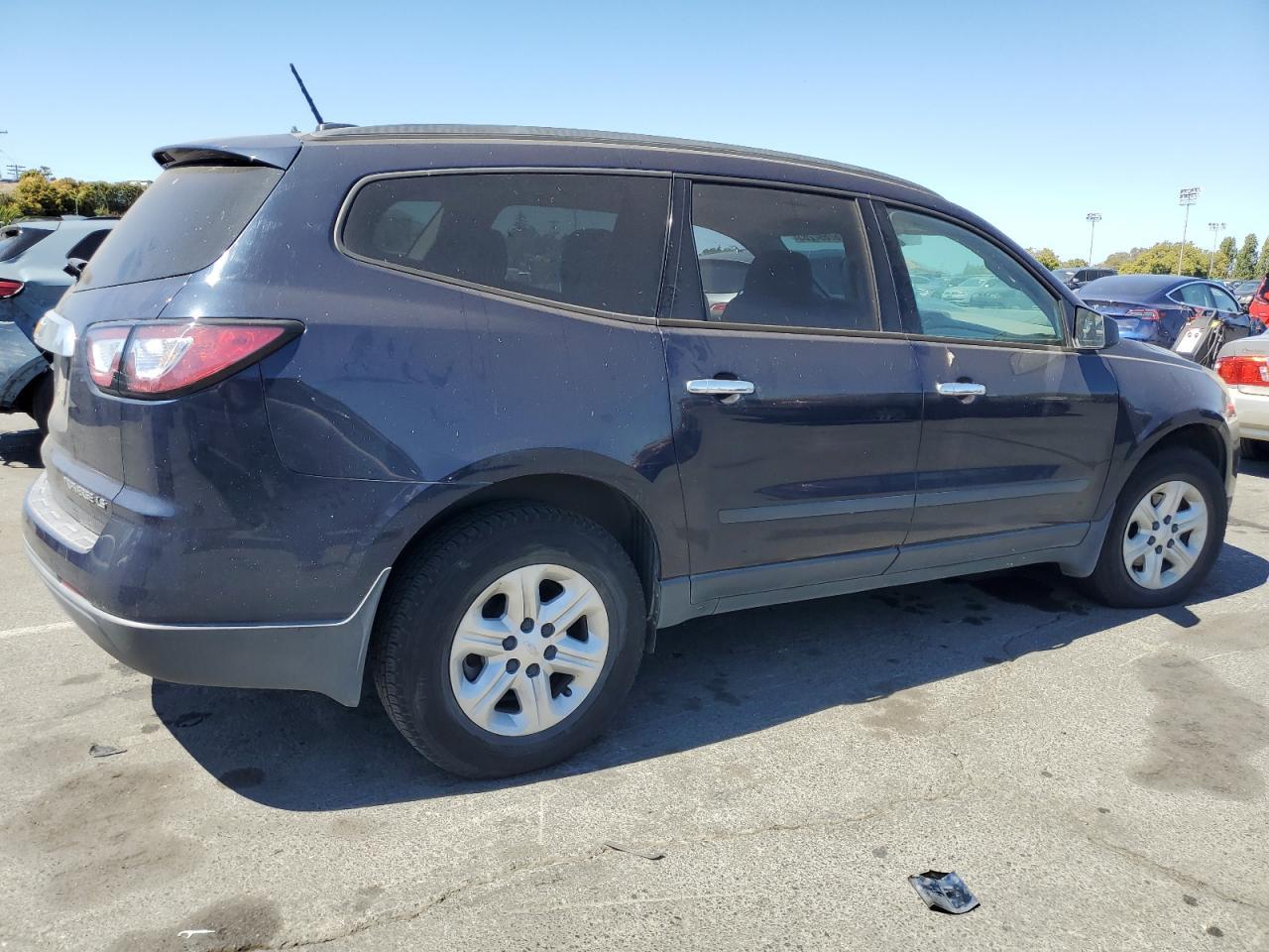 2016 Chevrolet Traverse Ls - zdjęcie 3