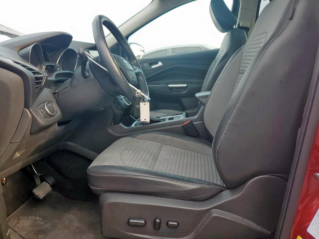 2019 Ford Escape Titanium - zdjęcie 7