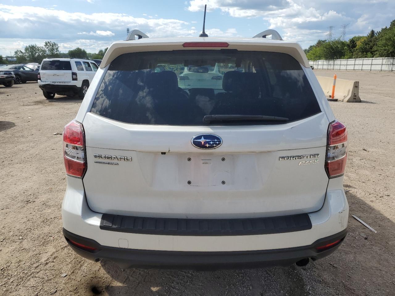 2014 Subaru Forester 2.5I Touring - zdjęcie 6