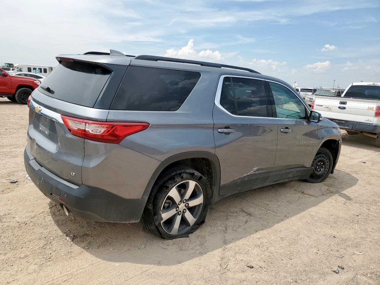 2019 Chevrolet Traverse Lt - zdjęcie 3