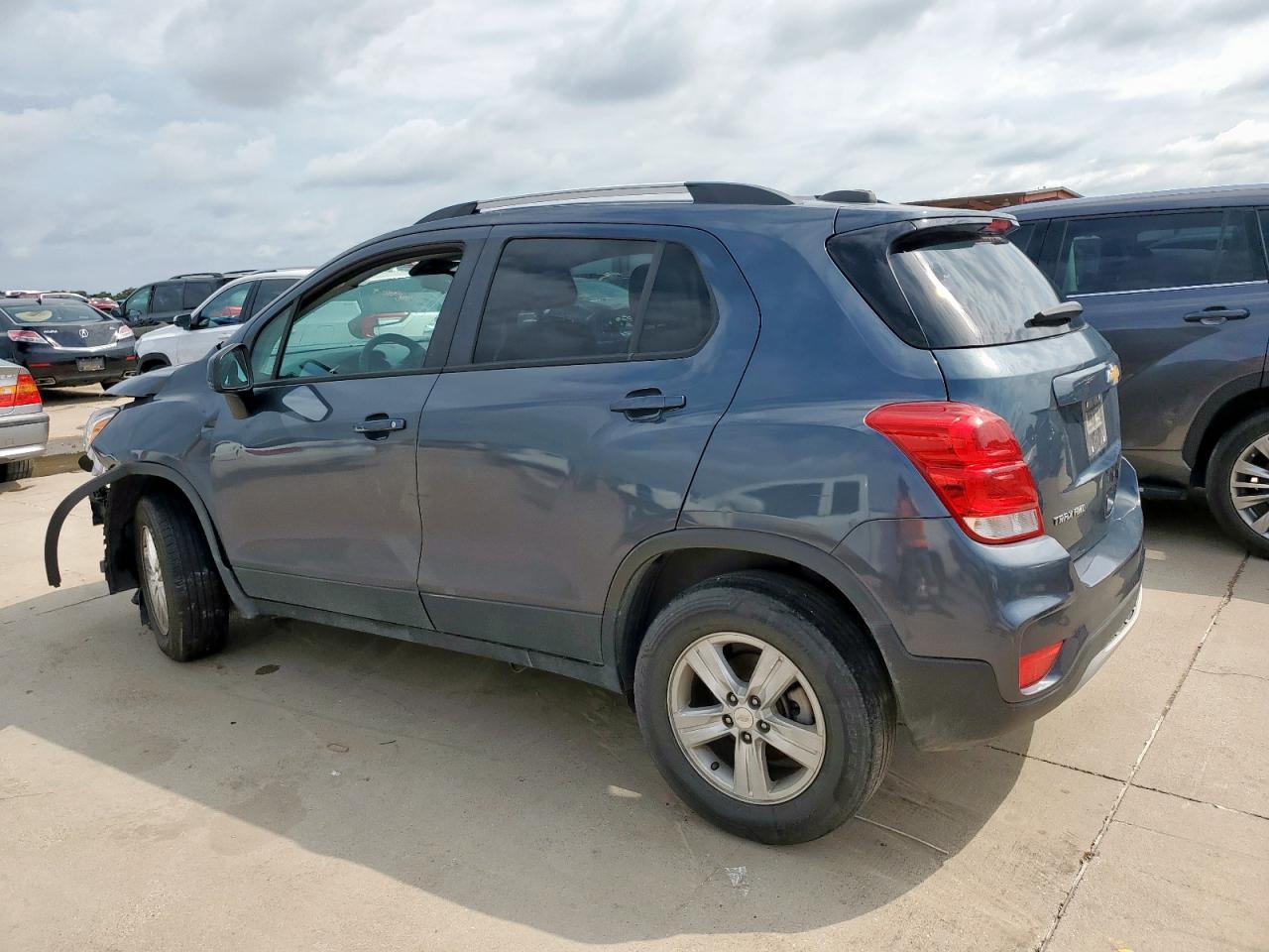 2021 Chevrolet Trax 1Lt - zdjęcie 2