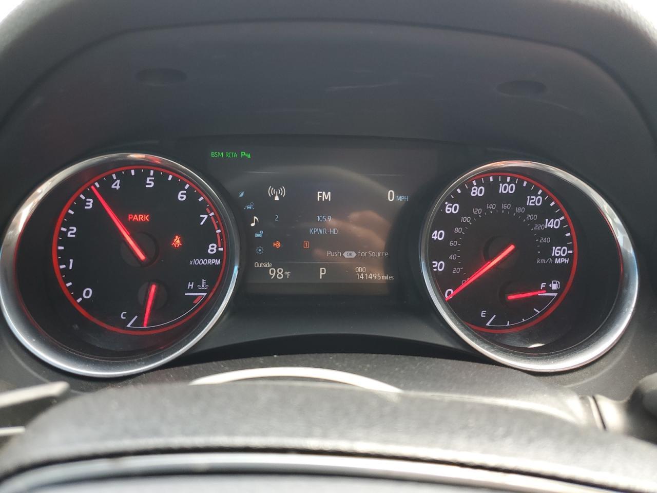 2018 Toyota Camry - zdjęcie 9