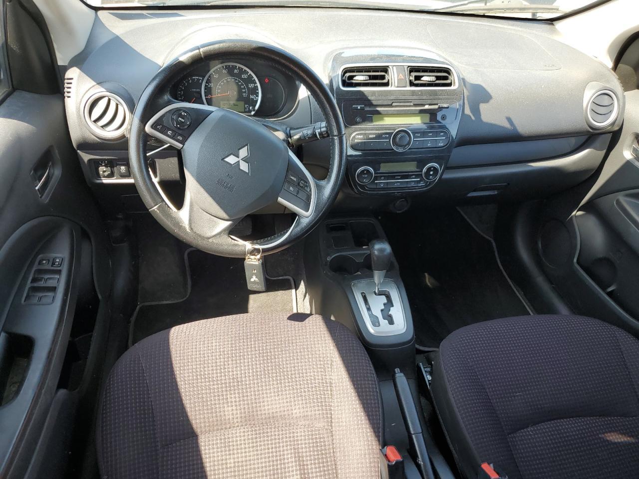 2014 Mitsubishi Mirage Es - zdjęcie 8