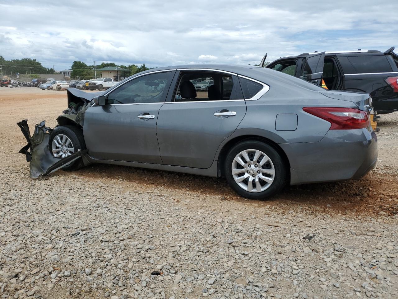 2018 Nissan Altima 2.5 - zdjęcie 2