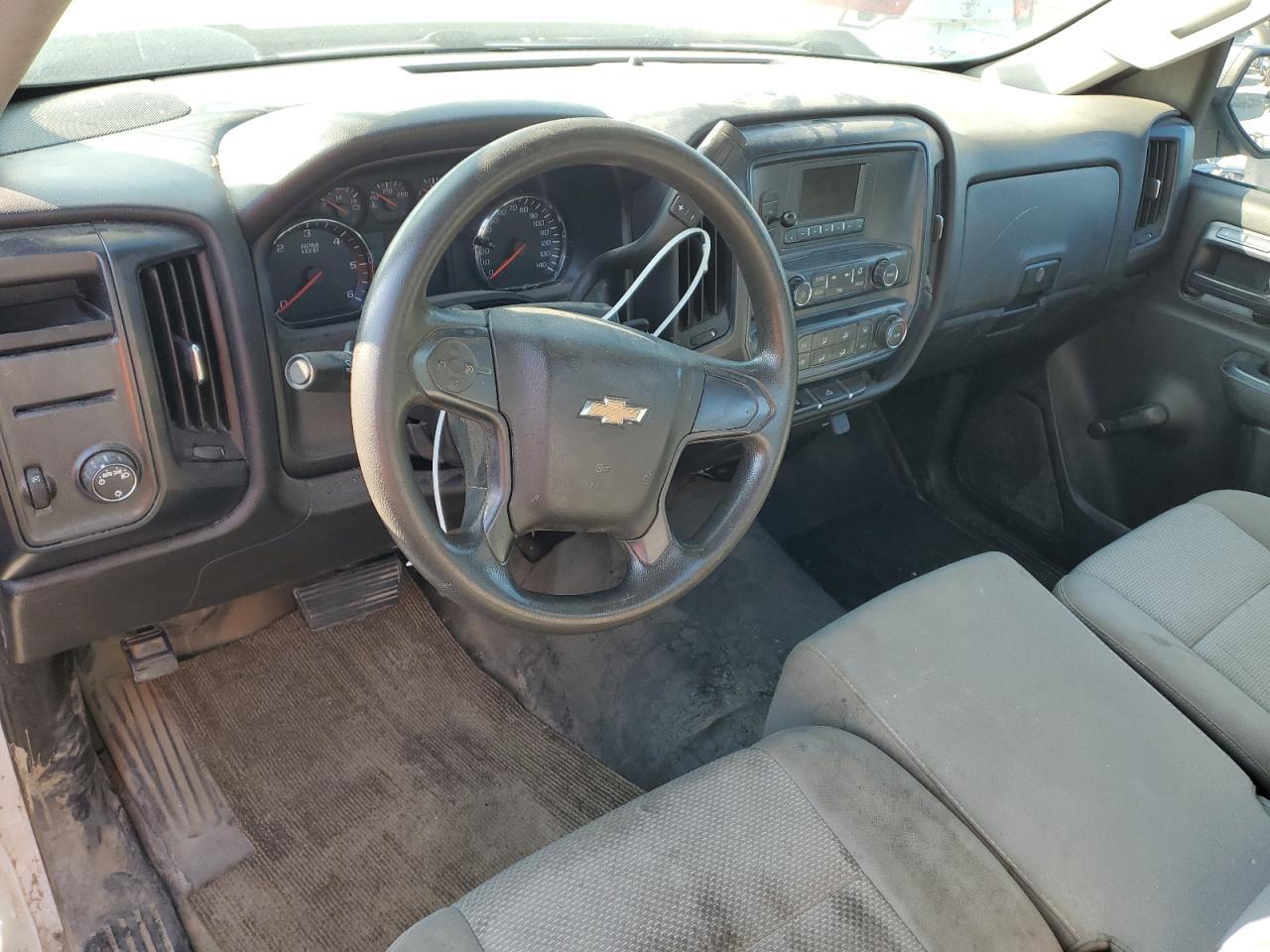 2017 Chevrolet Silverado C1500 - zdjęcie 8