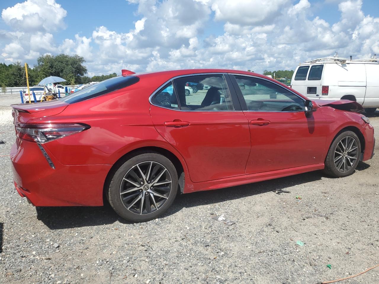 2021 Toyota Camry Se - zdjęcie 3