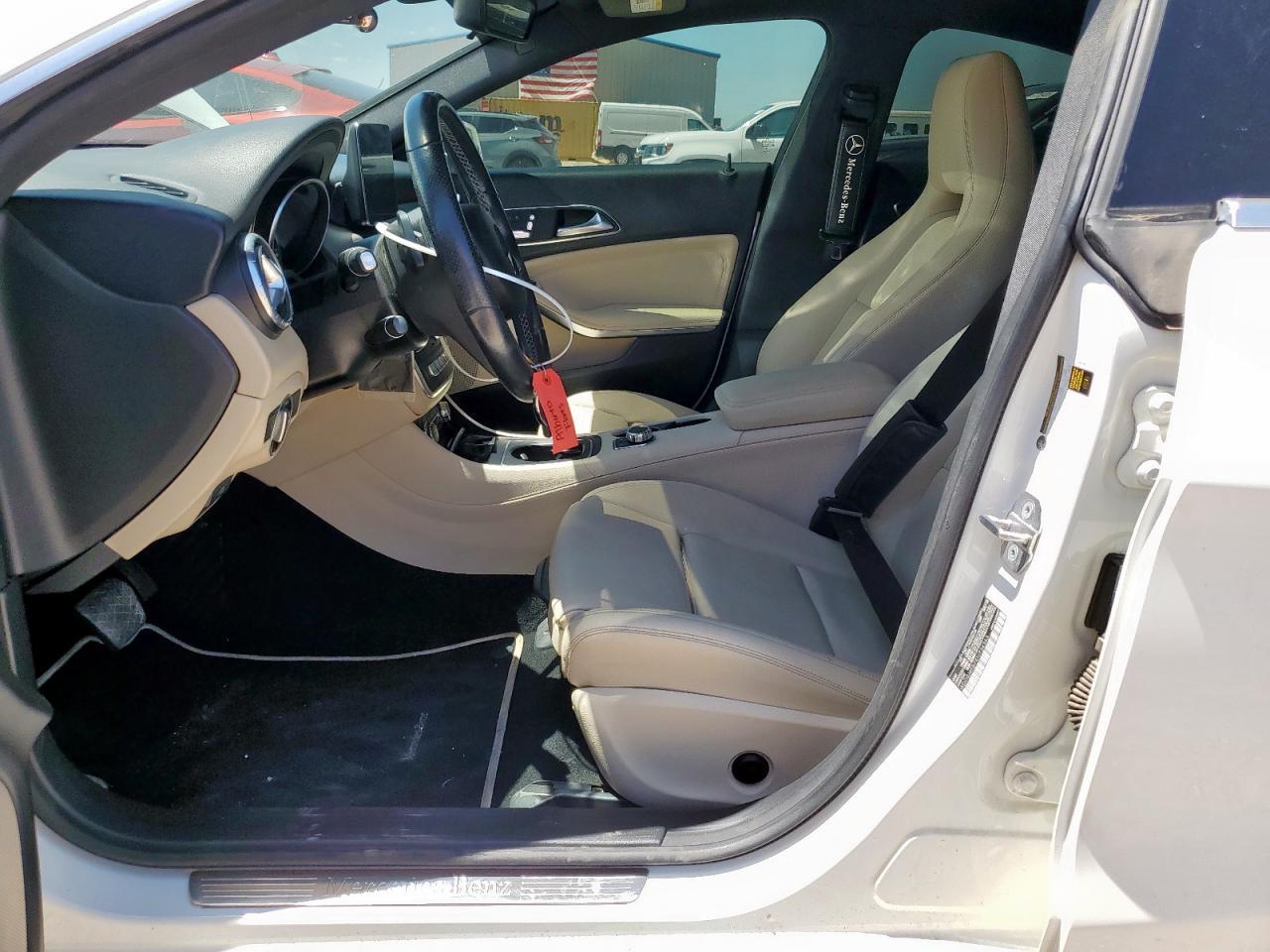 2019 Mercedes-Benz Cla 250 - zdjęcie 7