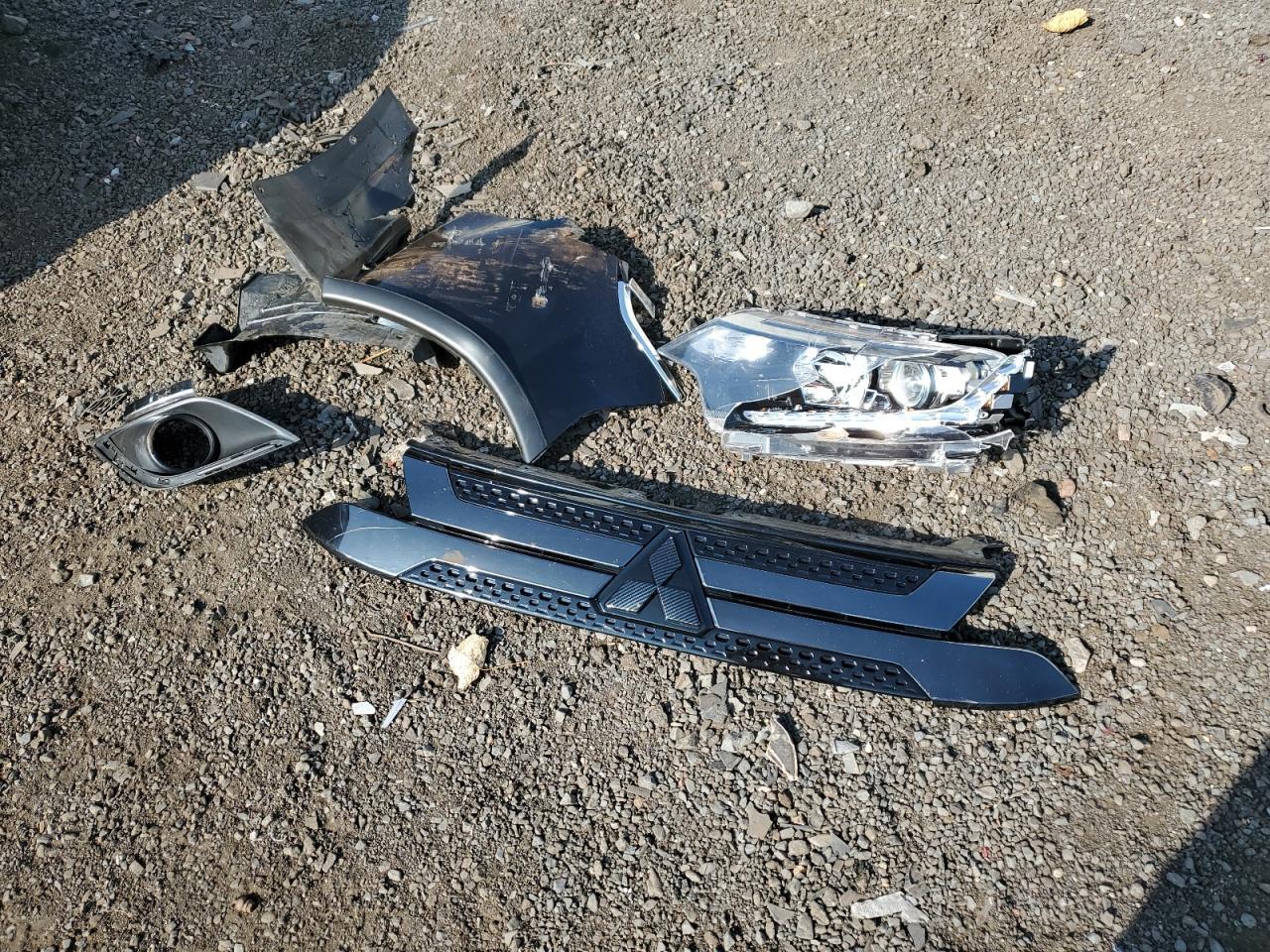 2020 Mitsubishi Outlander Se - zdjęcie 13