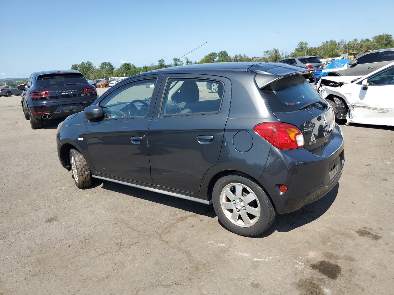 2014 Mitsubishi Mirage Es - zdjęcie 2