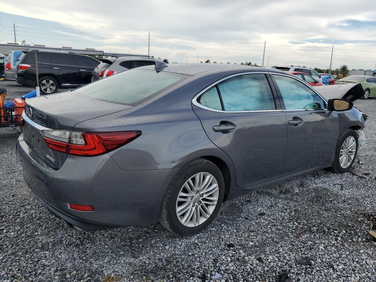 2017 Lexus ES - zdjęcie 3