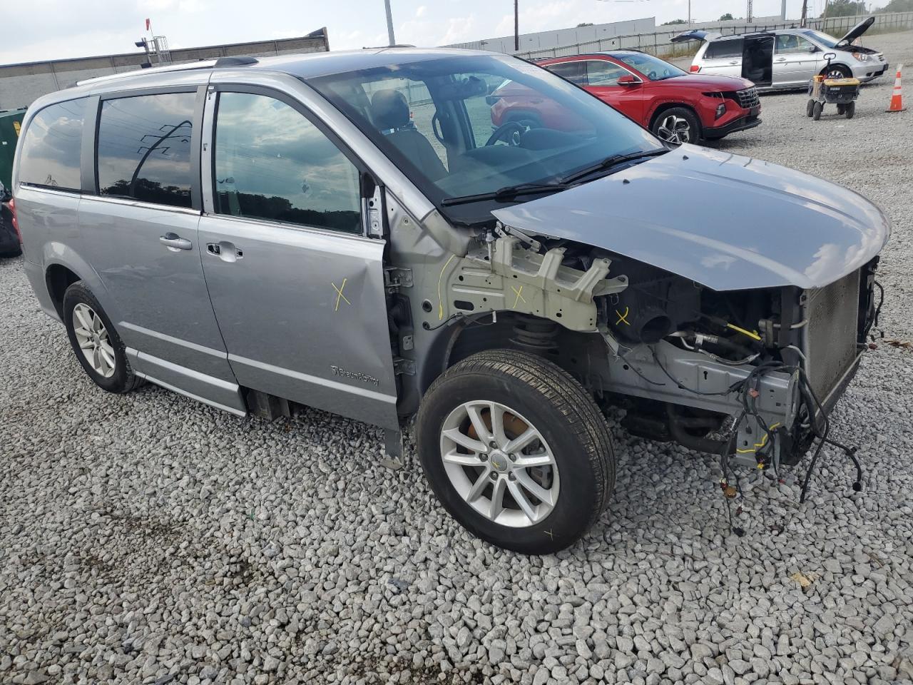 2018 Dodge Grand Caravan Sxt - zdjęcie 4