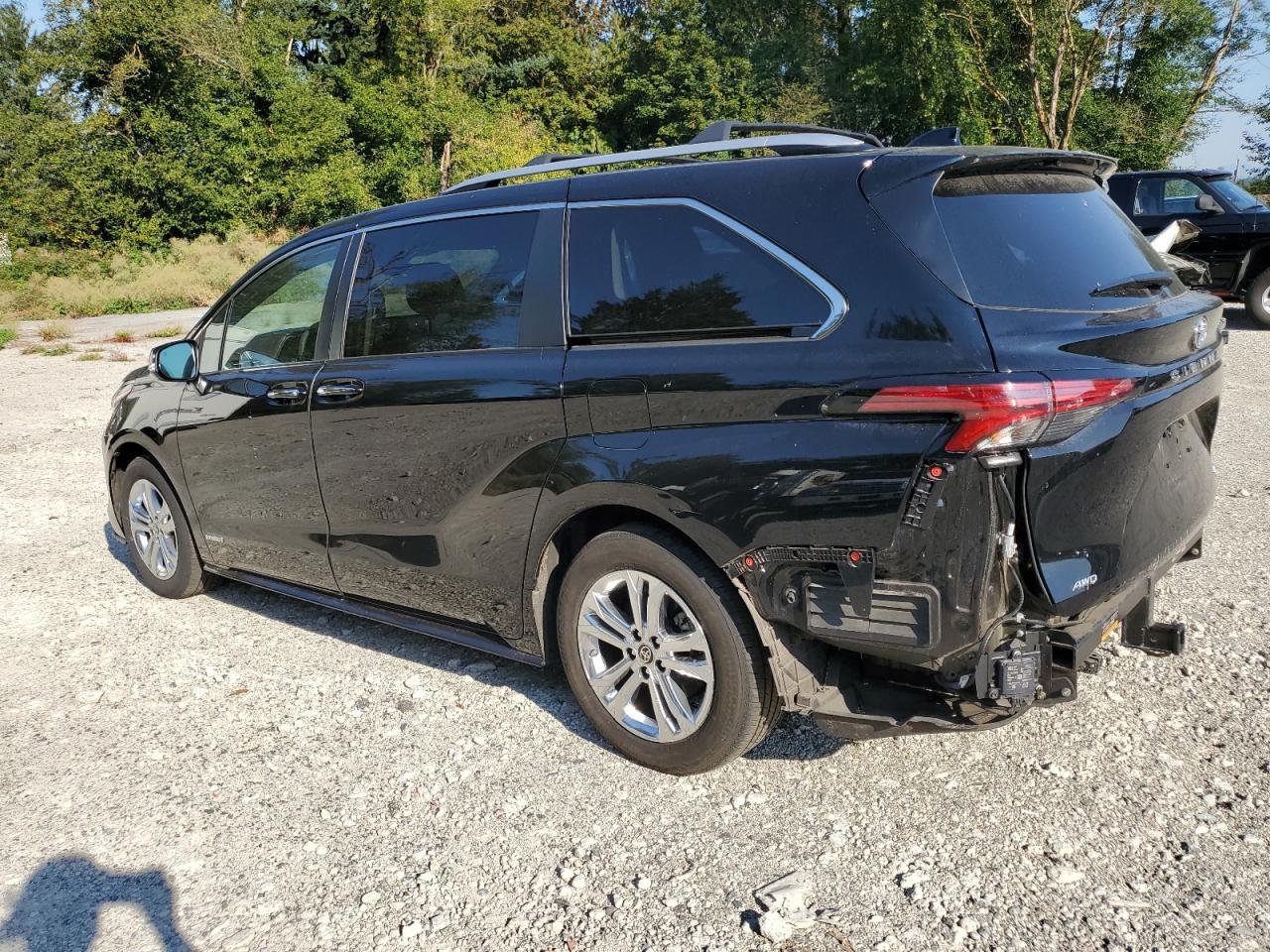 2021 Toyota Sienna Limited - zdjęcie 2
