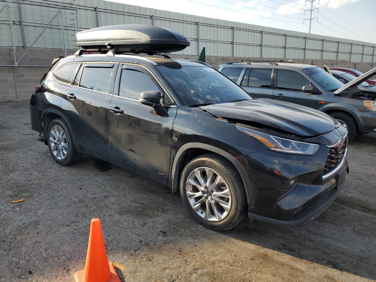 2023 Toyota Highlander Hybrid Limited - zdjęcie 4