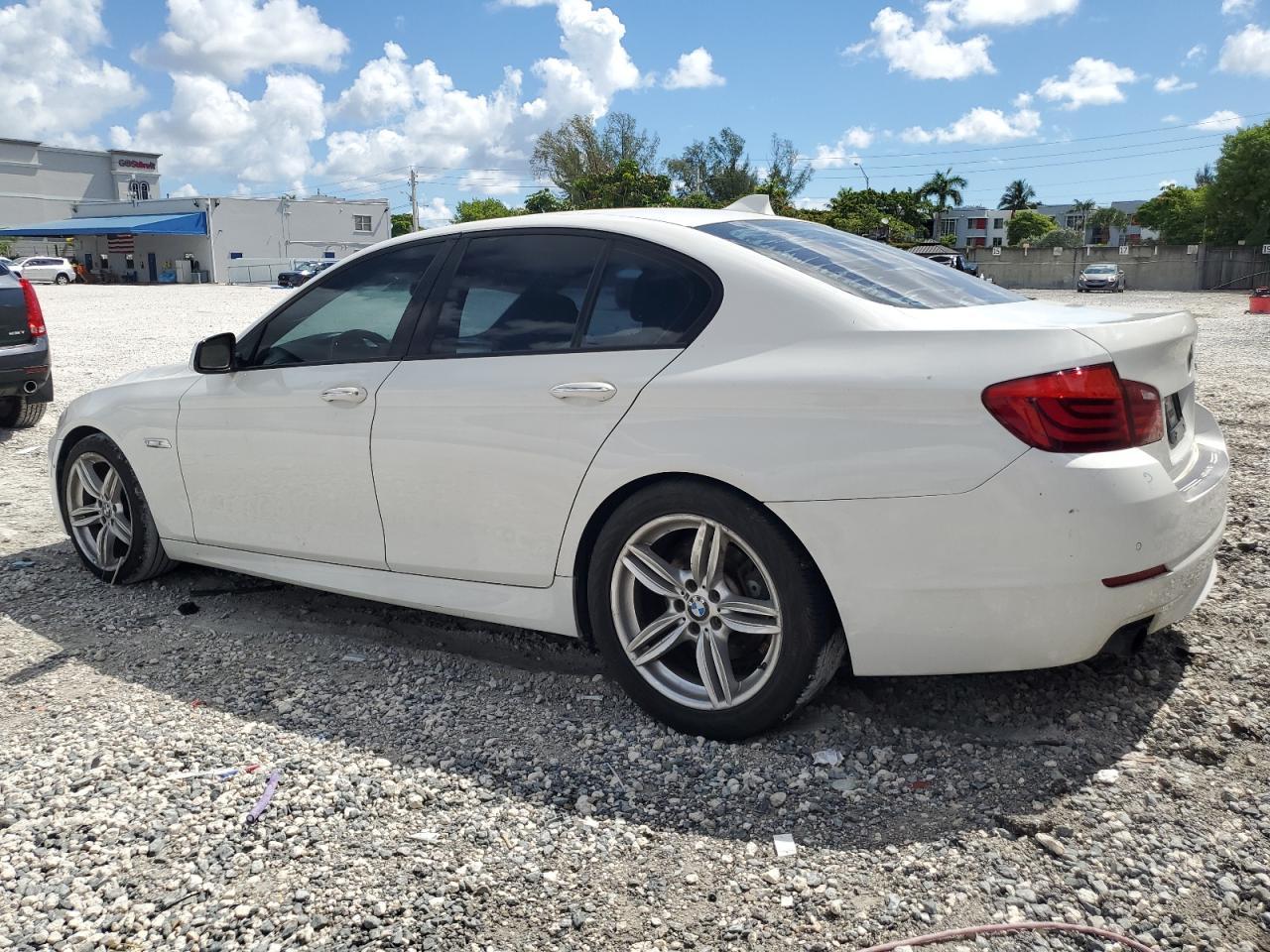 2013 BMW 535 I - zdjęcie 2