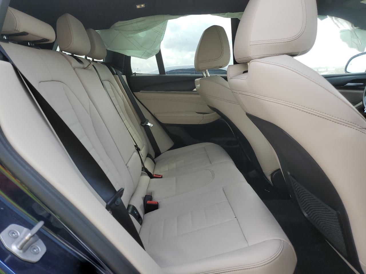 2022 BMW X3 xDrive30I - zdjęcie 10