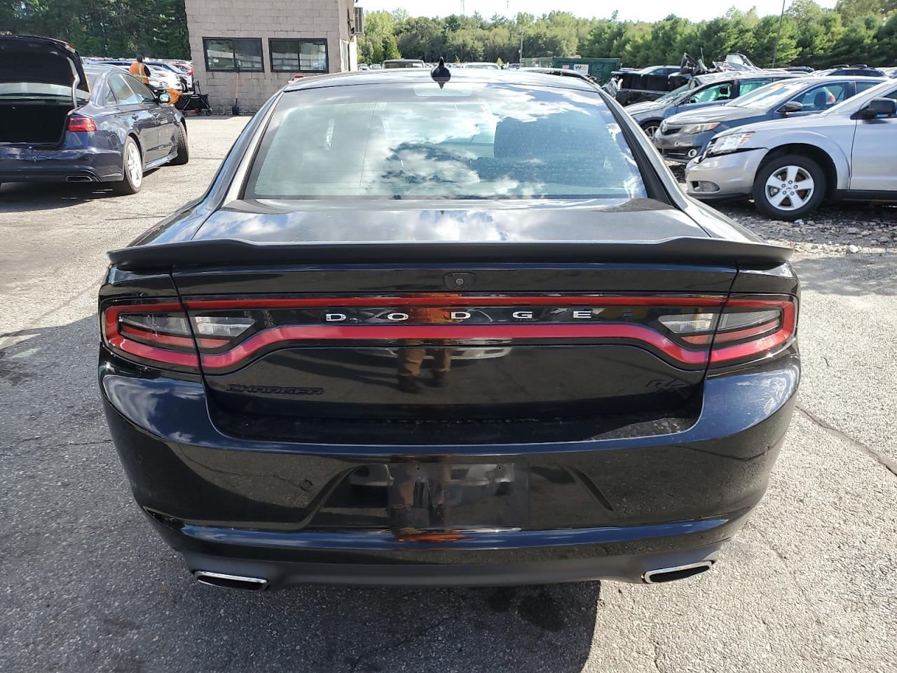 2016 Dodge Charger - zdjęcie 6