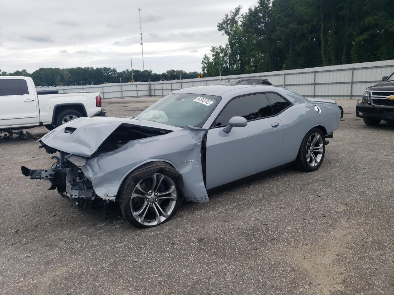 2020 Dodge Challenger R/T - zdjęcie główne