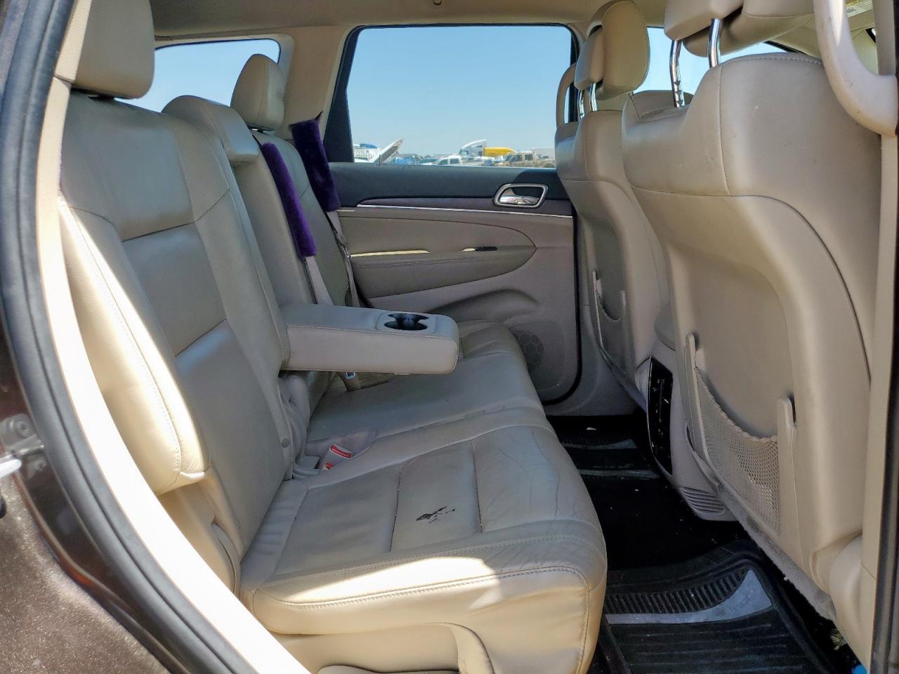 2017 Jeep Grand Cherokee - zdjęcie 11