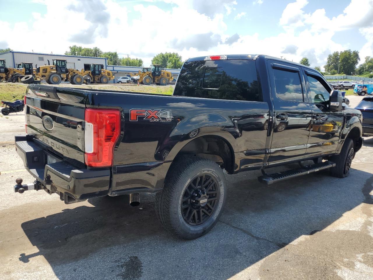 2019 Ford F250 Super Duty - zdjęcie 3