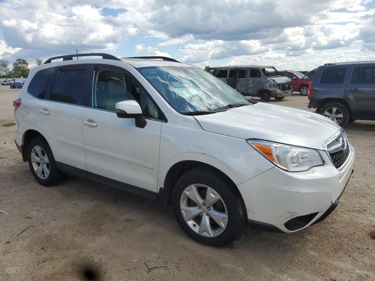 2014 Subaru Forester 2.5I Touring - zdjęcie 4