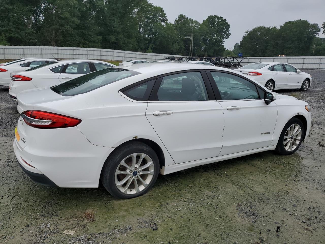 2019 Ford Fusion Se - zdjęcie 3