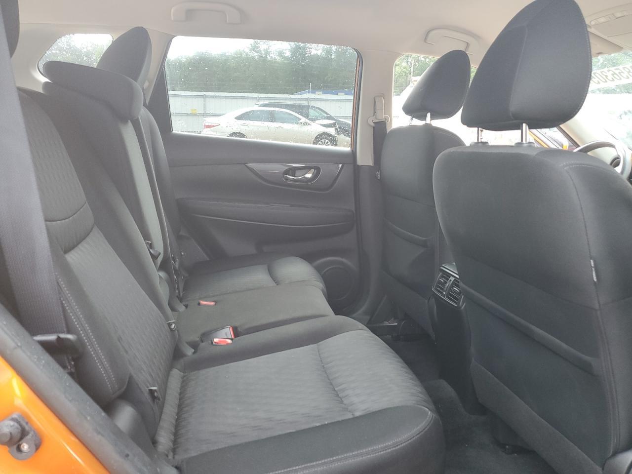 2019 Nissan Rogue S - zdjęcie 11