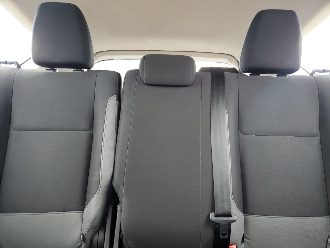 2015 Ford Escape S - zdjęcie 10