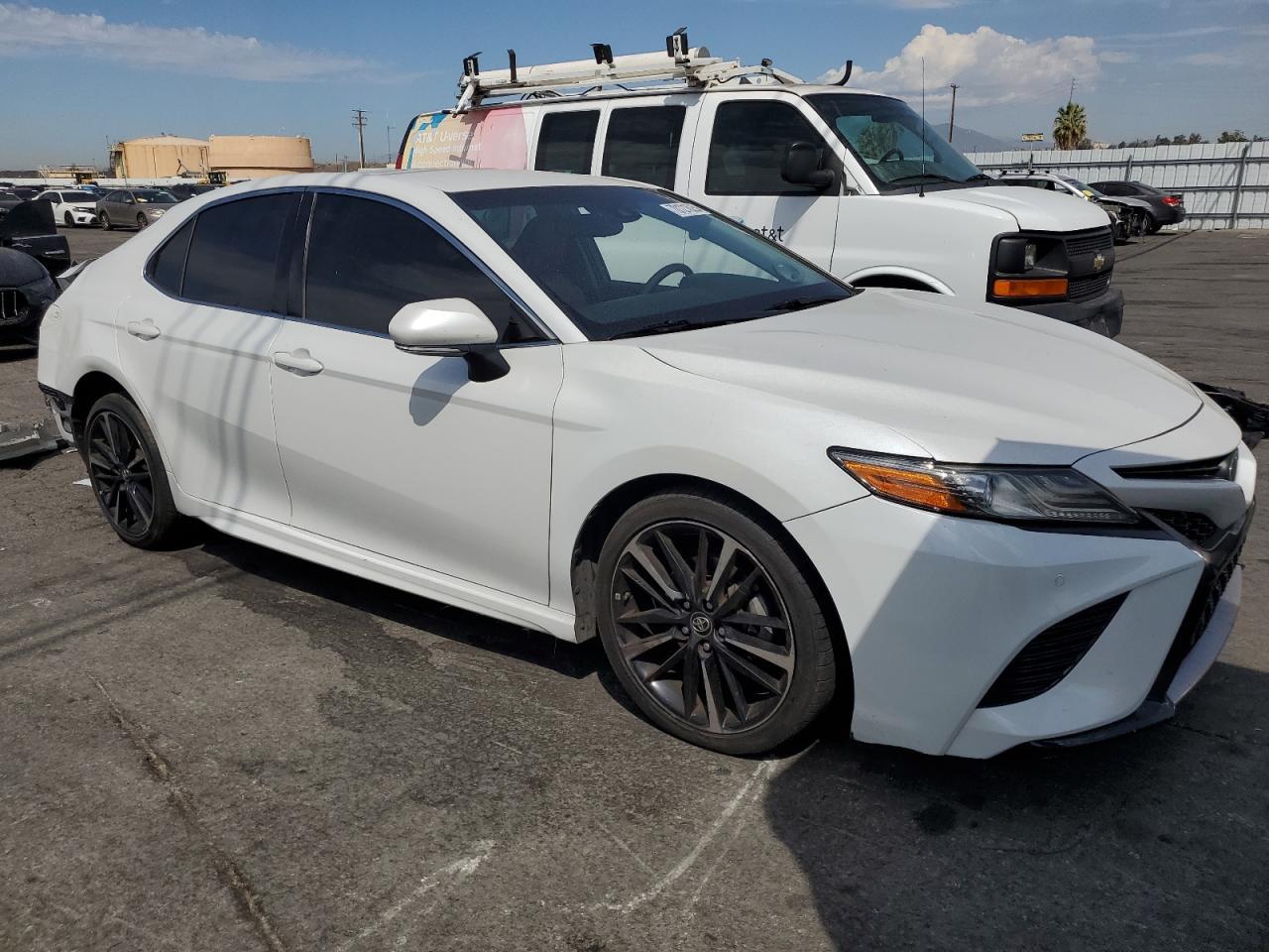 2018 Toyota Camry - zdjęcie 4