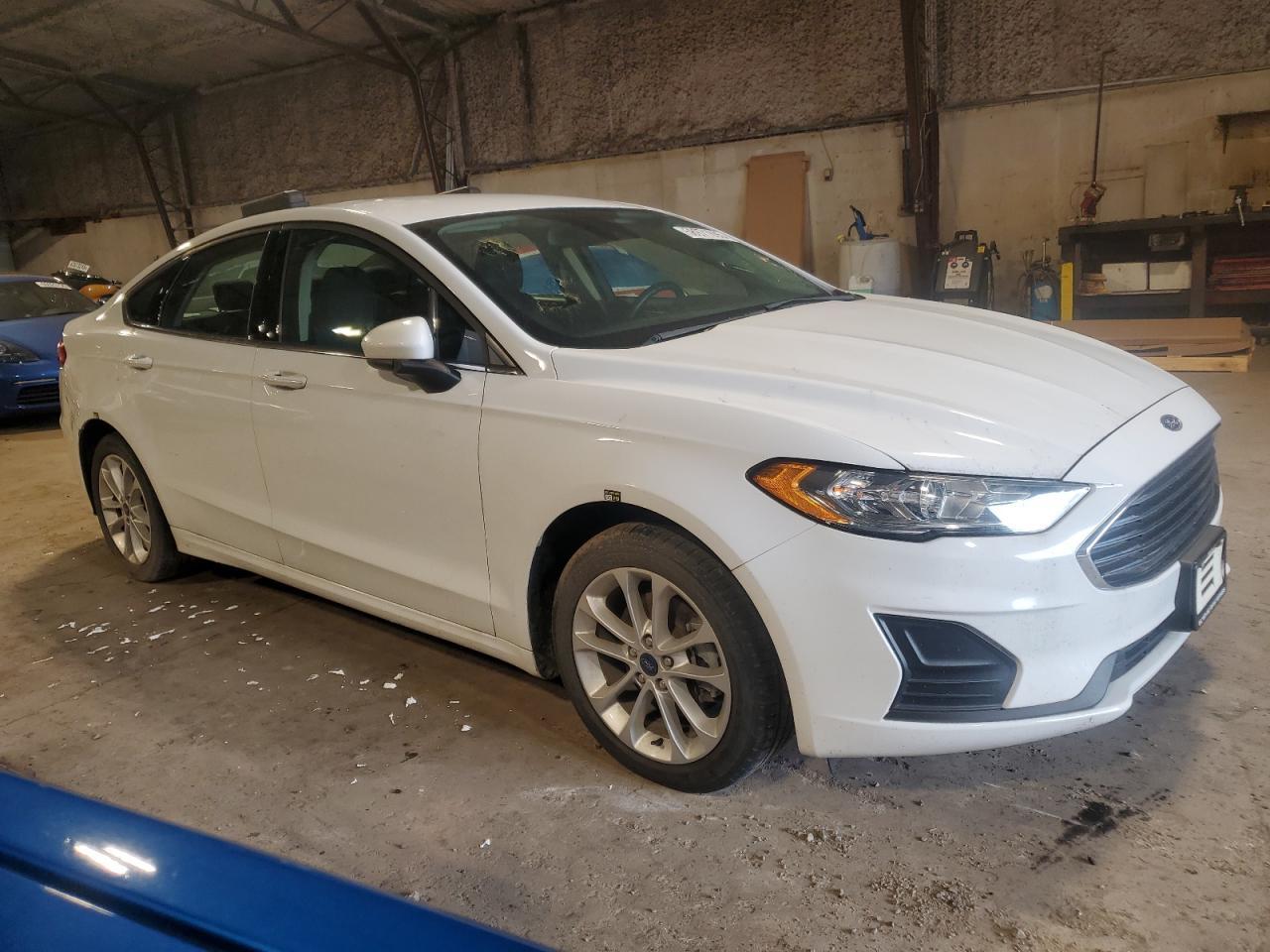 2020 Ford Fusion Se - zdjęcie 4