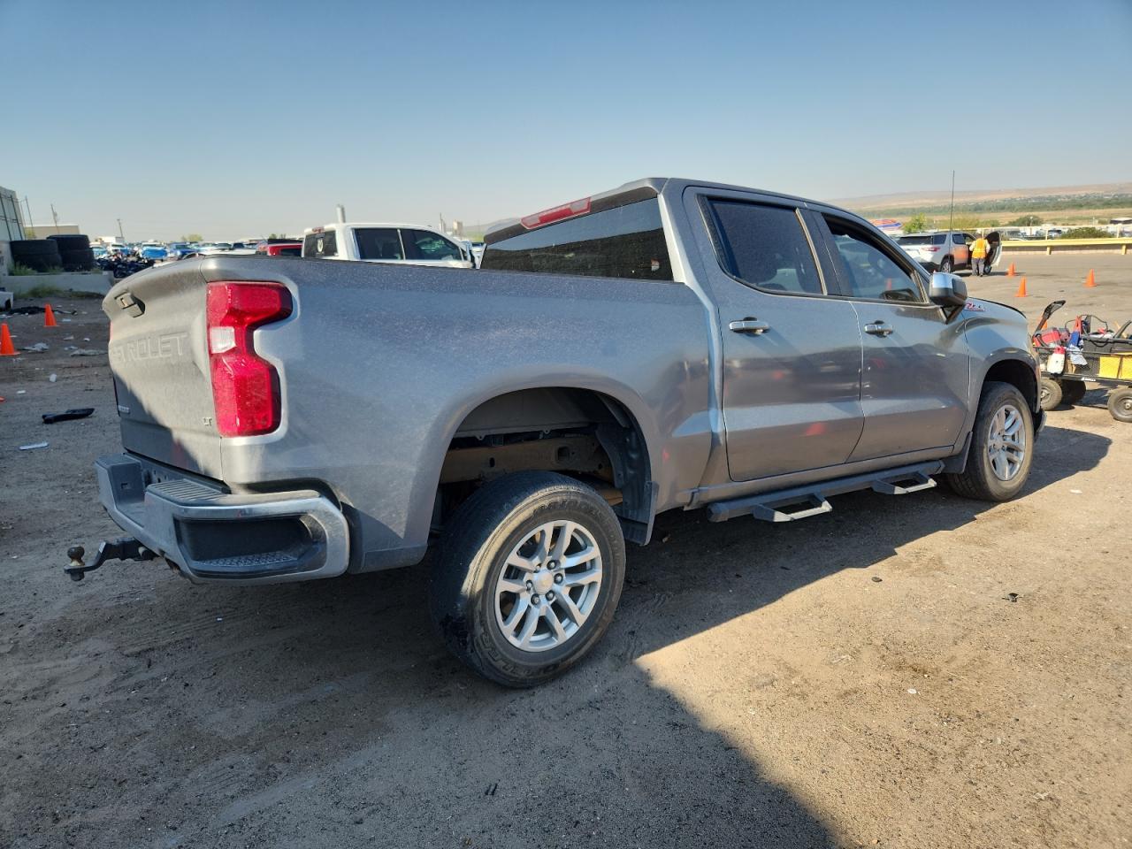 2020 Chevrolet Silverado K1500 Lt - zdjęcie 3