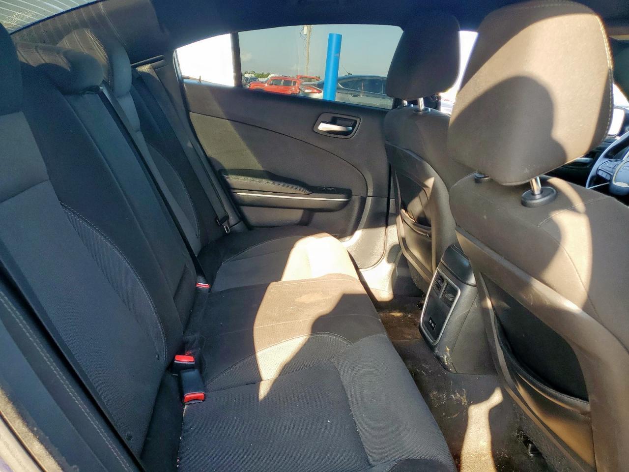 2015 Dodge Charger Se - zdjęcie 10