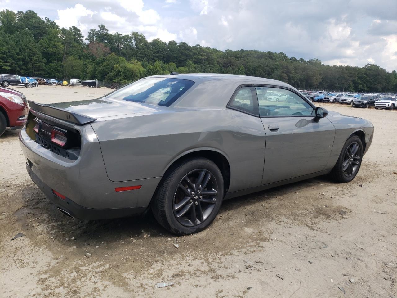 2019 Dodge Challenger Sxt - zdjęcie 3