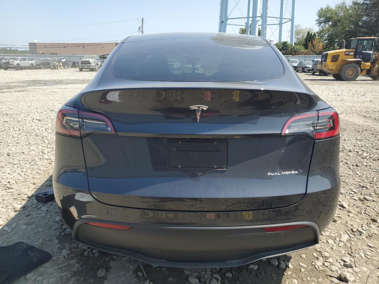 2024 Tesla Model Y - zdjęcie 6