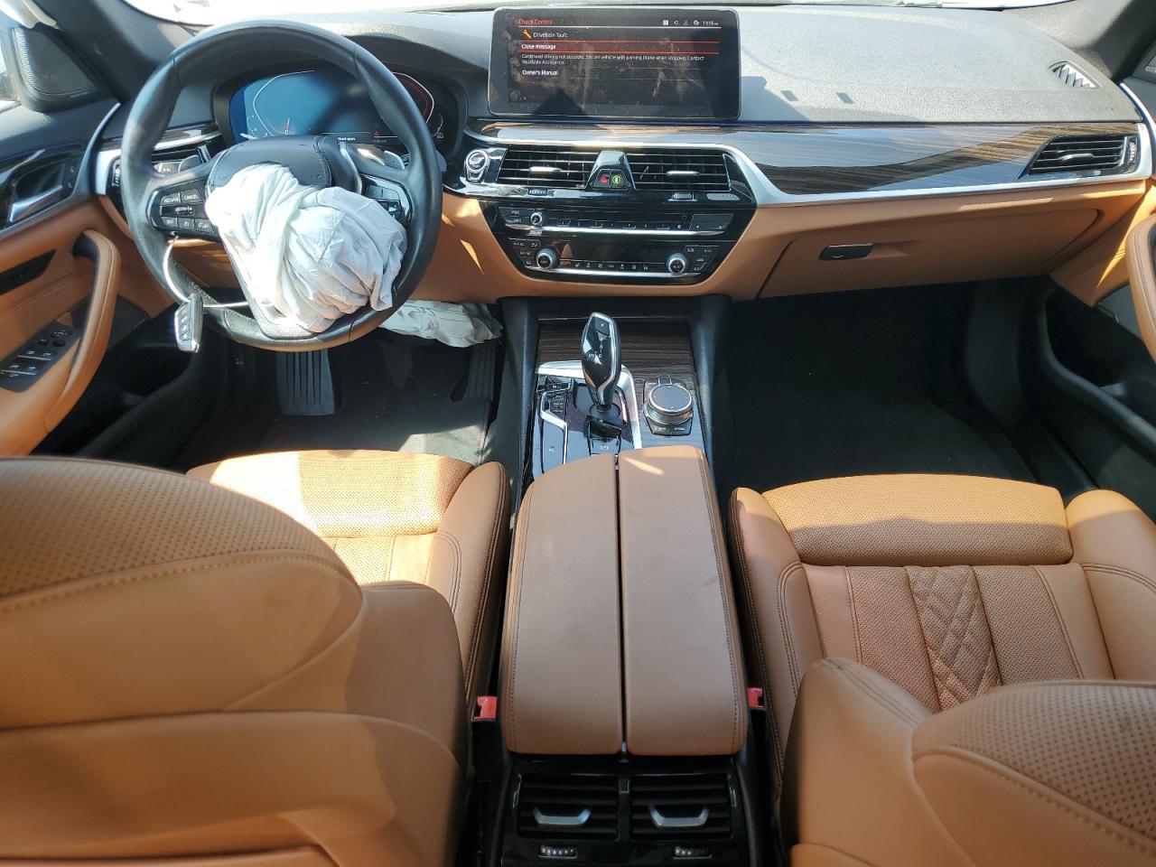 2023 BMW 530 Xi - zdjęcie 8