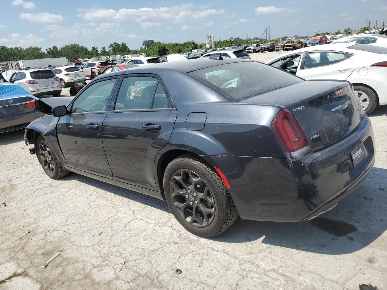 2019 Chrysler 300 S - zdjęcie 2