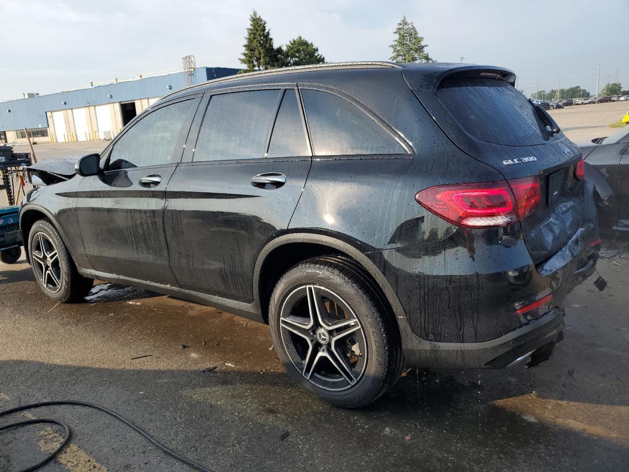 2022 Mercedes-Benz Glc 300 4Matic - zdjęcie 2