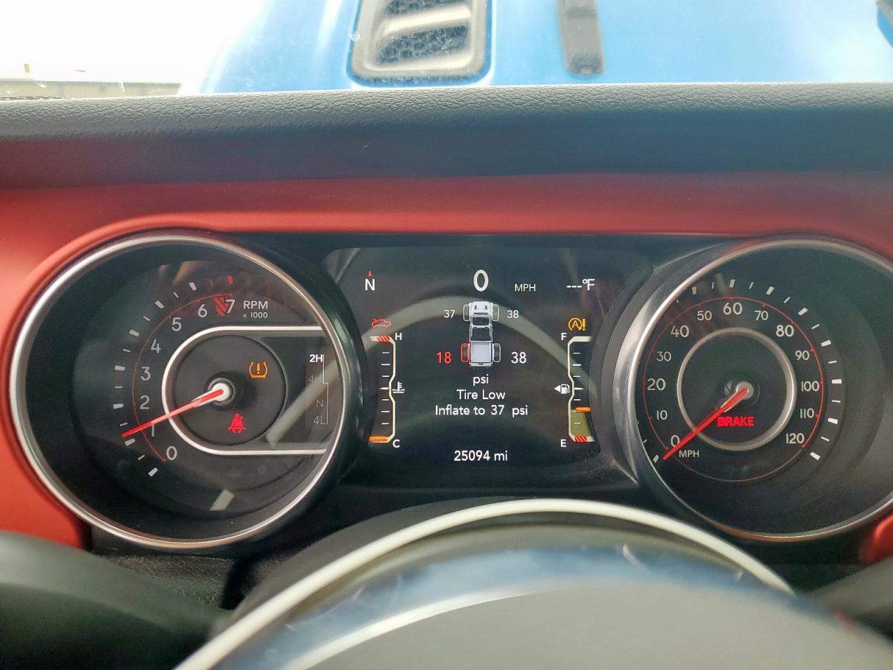 2020 Jeep Gladiator Rubicon - zdjęcie 9