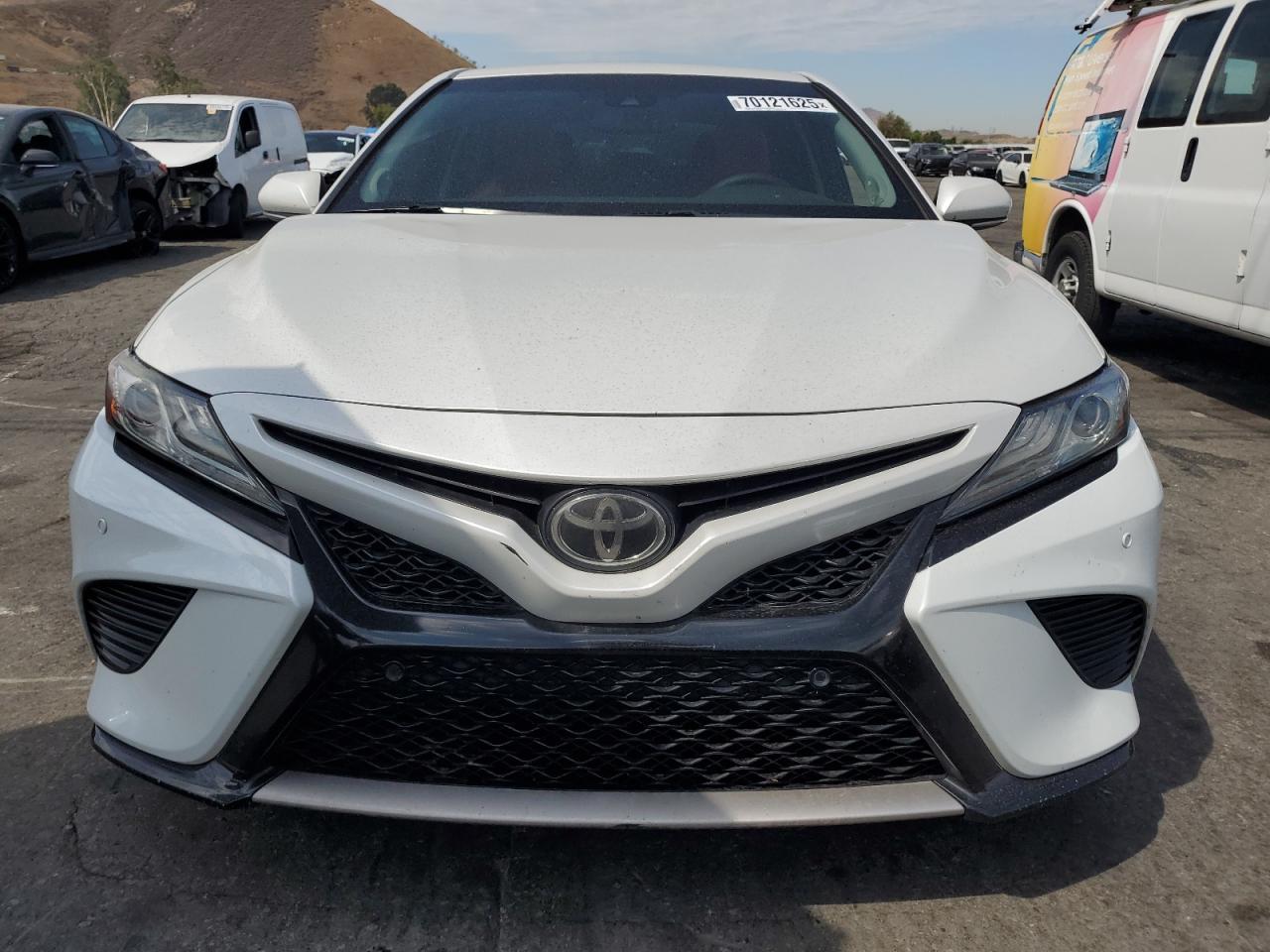 2018 Toyota Camry - zdjęcie 5