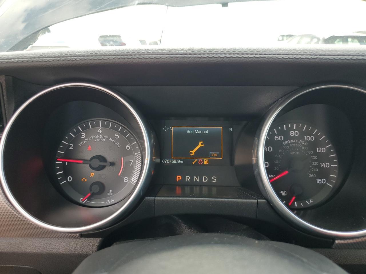 2019 Ford Mustang - zdjęcie 9