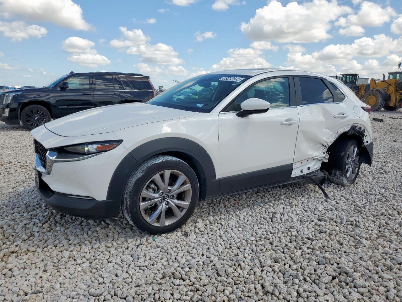 2021 Mazda CX-30 - zdjęcie główne