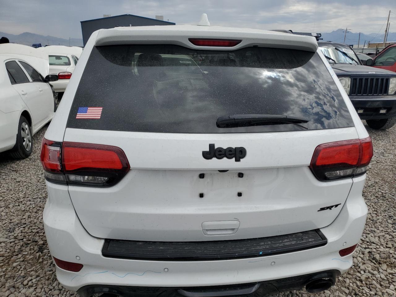 2020 Jeep Grand Cherokee Srt-8 - zdjęcie 6